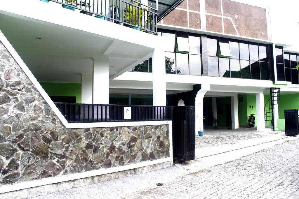 The Greenhouse Otel Yogyakarta Dış mekan fotoğraf