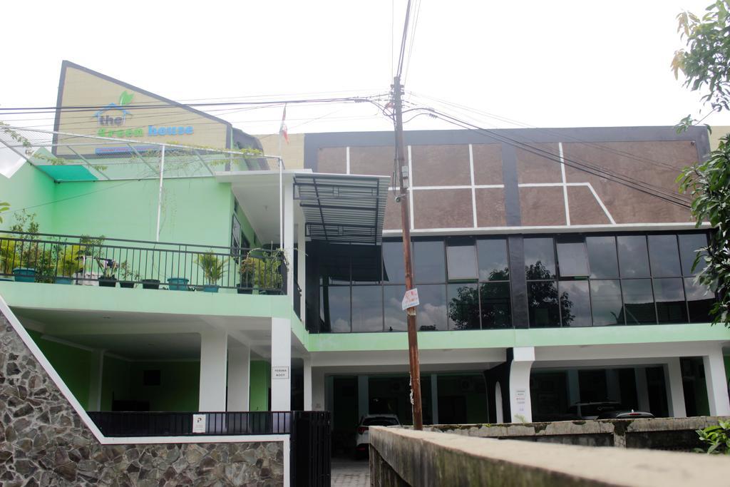 The Greenhouse Otel Yogyakarta Dış mekan fotoğraf